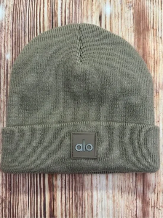 ALO Yoga Women's Tan Beanie - Picture 5 of 6